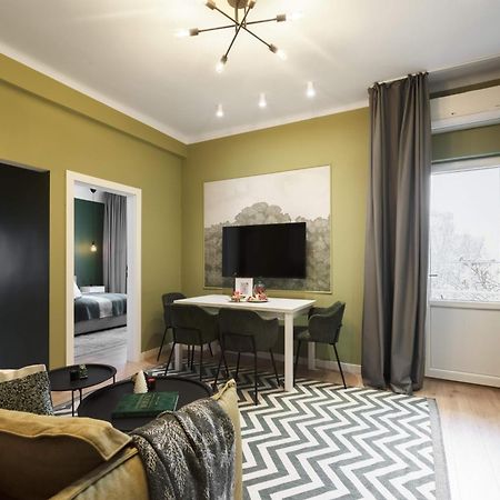 Holt - Out Of The Woods Apartman Bukarest Kültér fotó