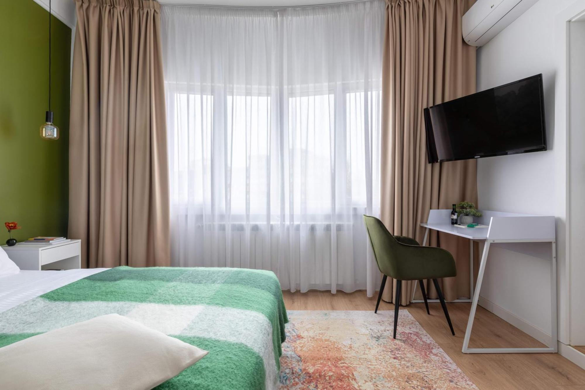 Holt - Out Of The Woods Apartman Bukarest Kültér fotó